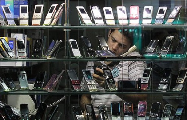 کاهش قیمت گوشی موبایل در پی واردات از کانال‌های رسمی
