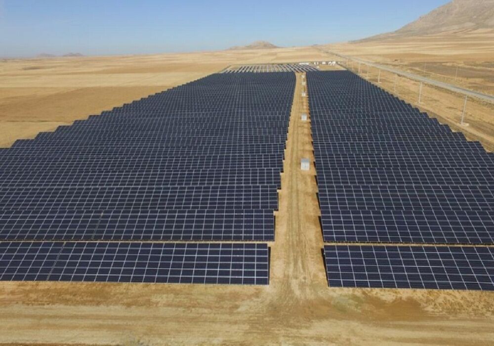 نیروگاه خورشیدی ۷ مگاواتی در ابهر افتتاح شد