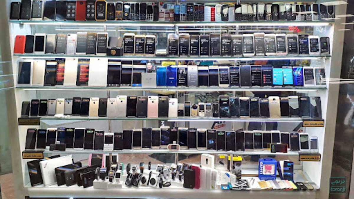 گزارشی از وضعیت قیمت گوشی تلفن همراه در بازار / با چه بودجه ای می توان گوشی هوشمند خریداری کرد (+جدول قیمت)