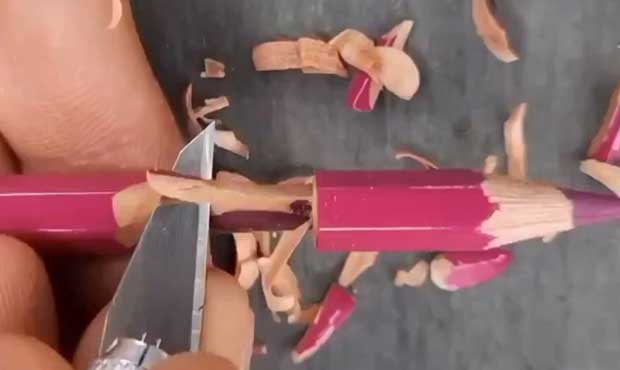 جراحی روی نوک مداد (فیلم)