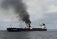 اختلالات کشتیرانی به نفع نفت شد