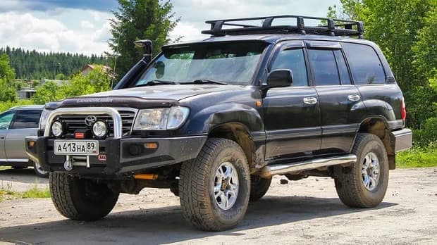 اتومبیل Land Cruiser J100