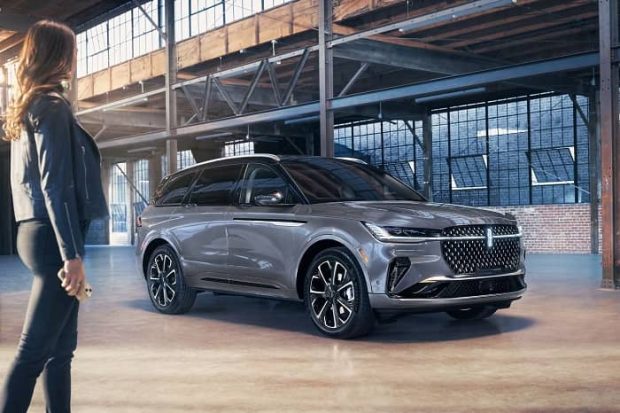 بهترین خودرو شاسی بلند 2025