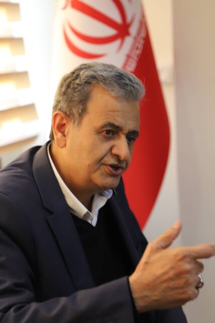 چوب لای چرخ قانون مناطق آزاد!