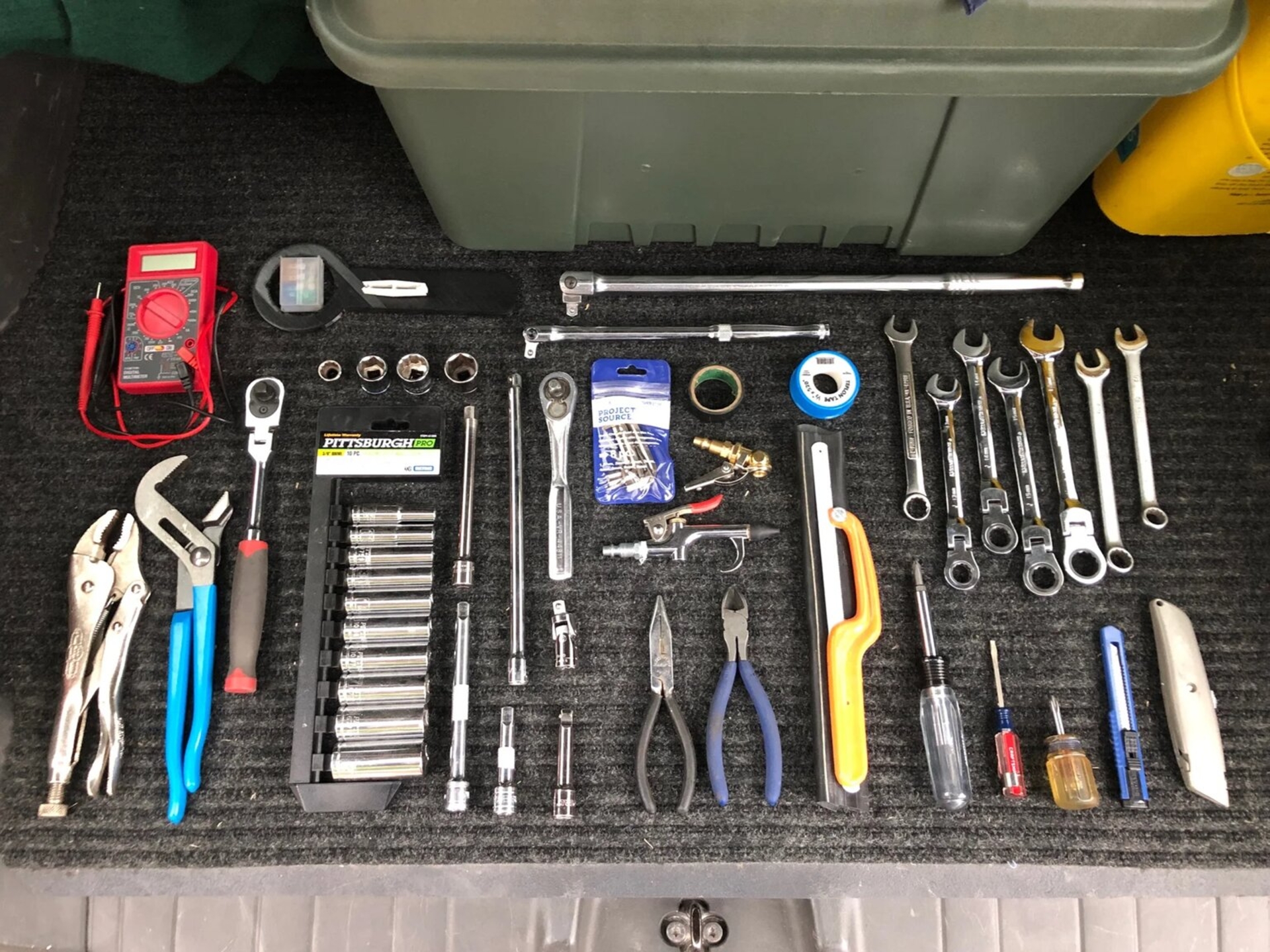 جعبه ابزار خودرو