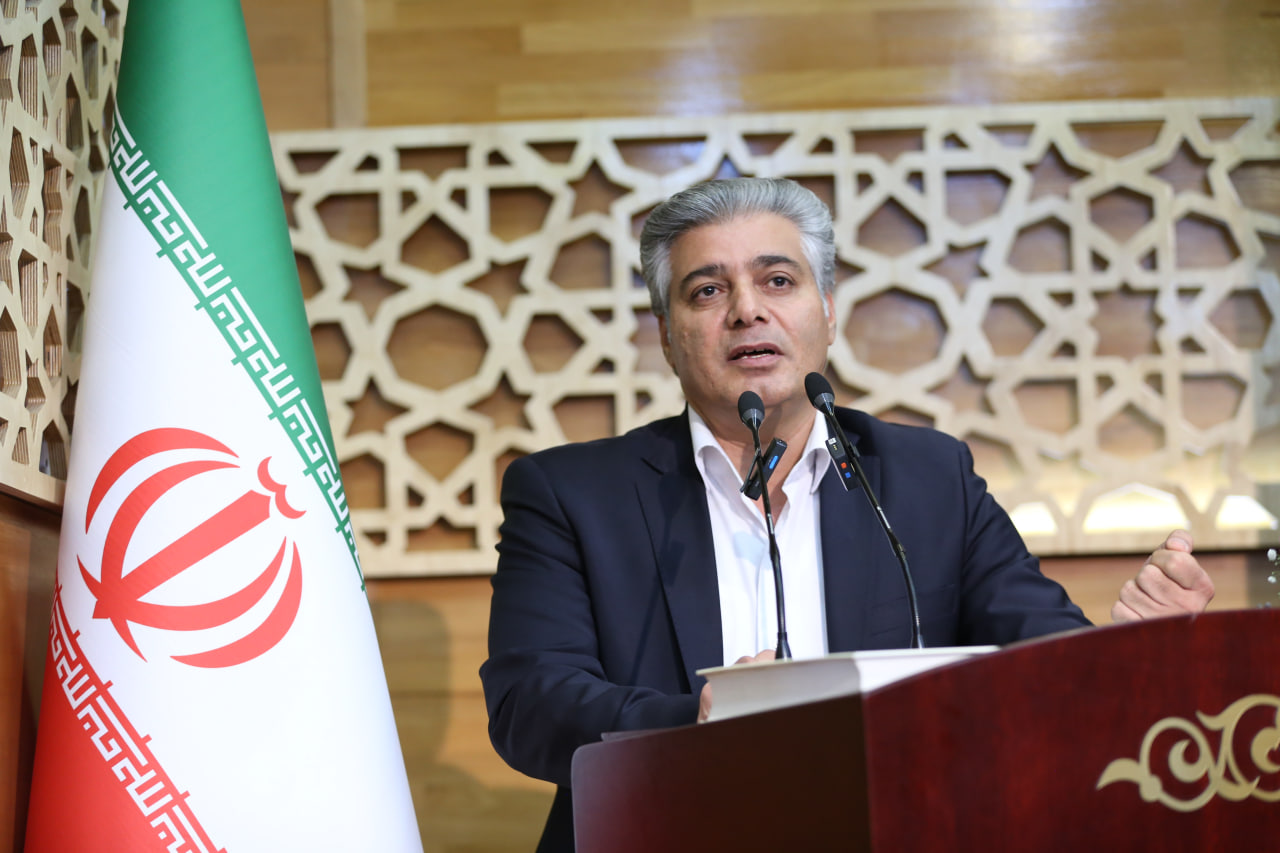 دارم می‌نویسم // «نه جنگ و نه صلح» اقتصاد را بلاتکلیف کرده است | توافق می‌تواند ورق را برگرداند